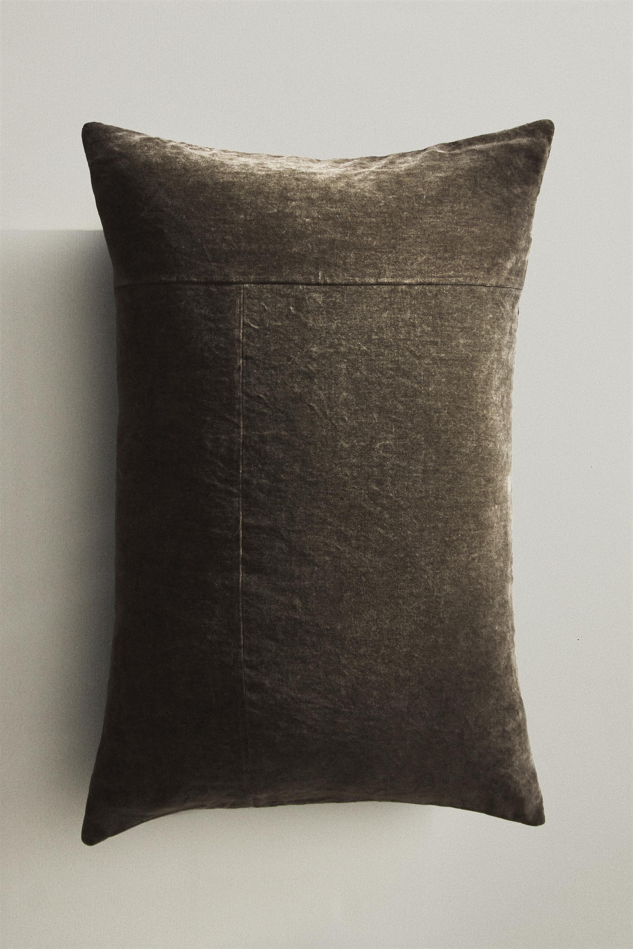 FADED VELVET CUSHION COVER